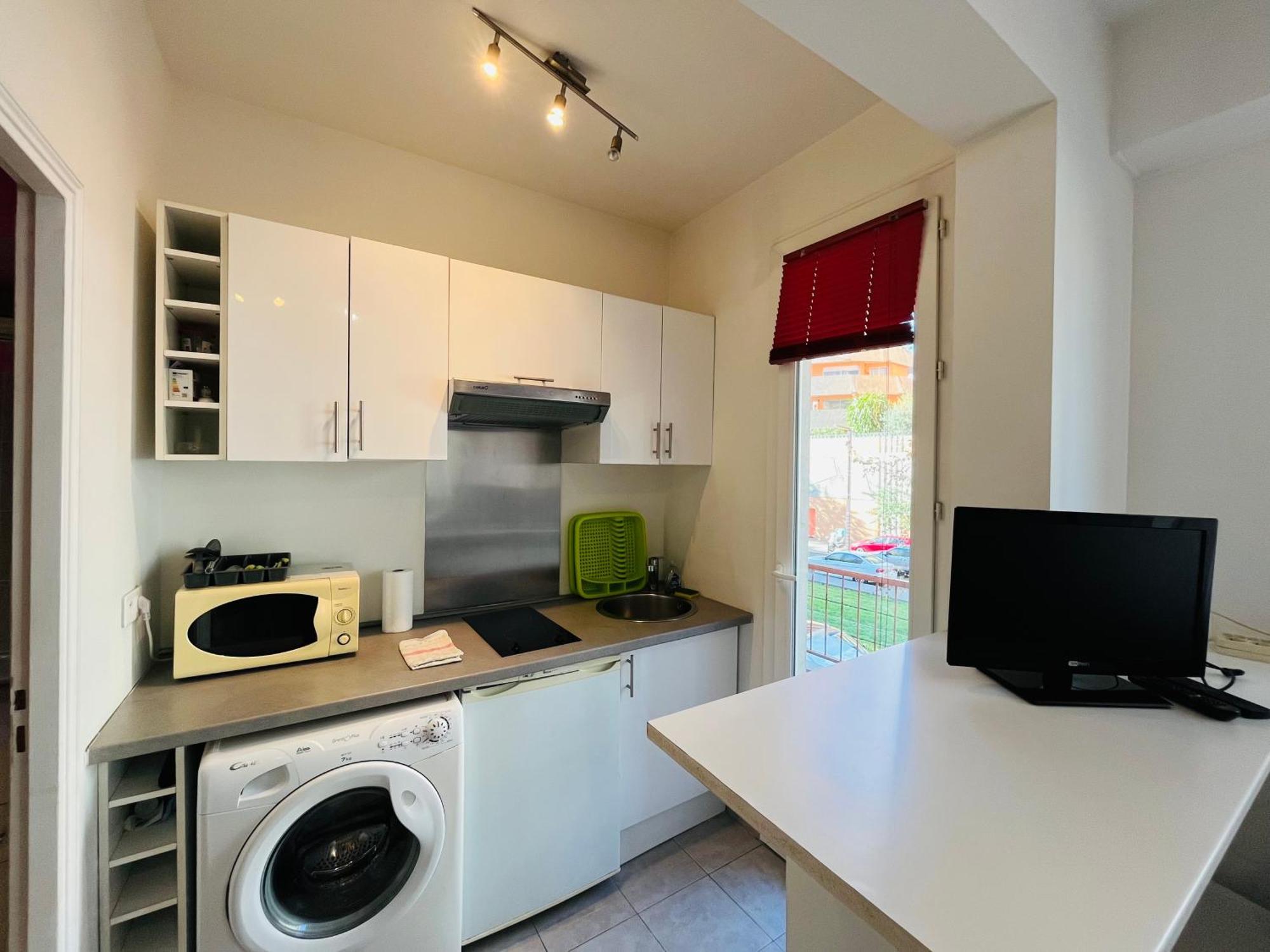Apartment Grand De 30 M2 Promenade Des *